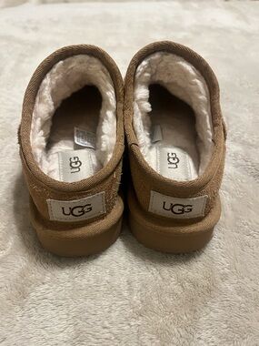 UGG Chestnut Slip-On Shearling Clogs